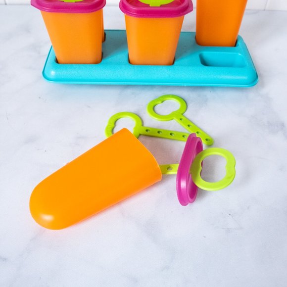 Tupperware Ice Tups Popsicle Maker Set - Picture 3 of 6